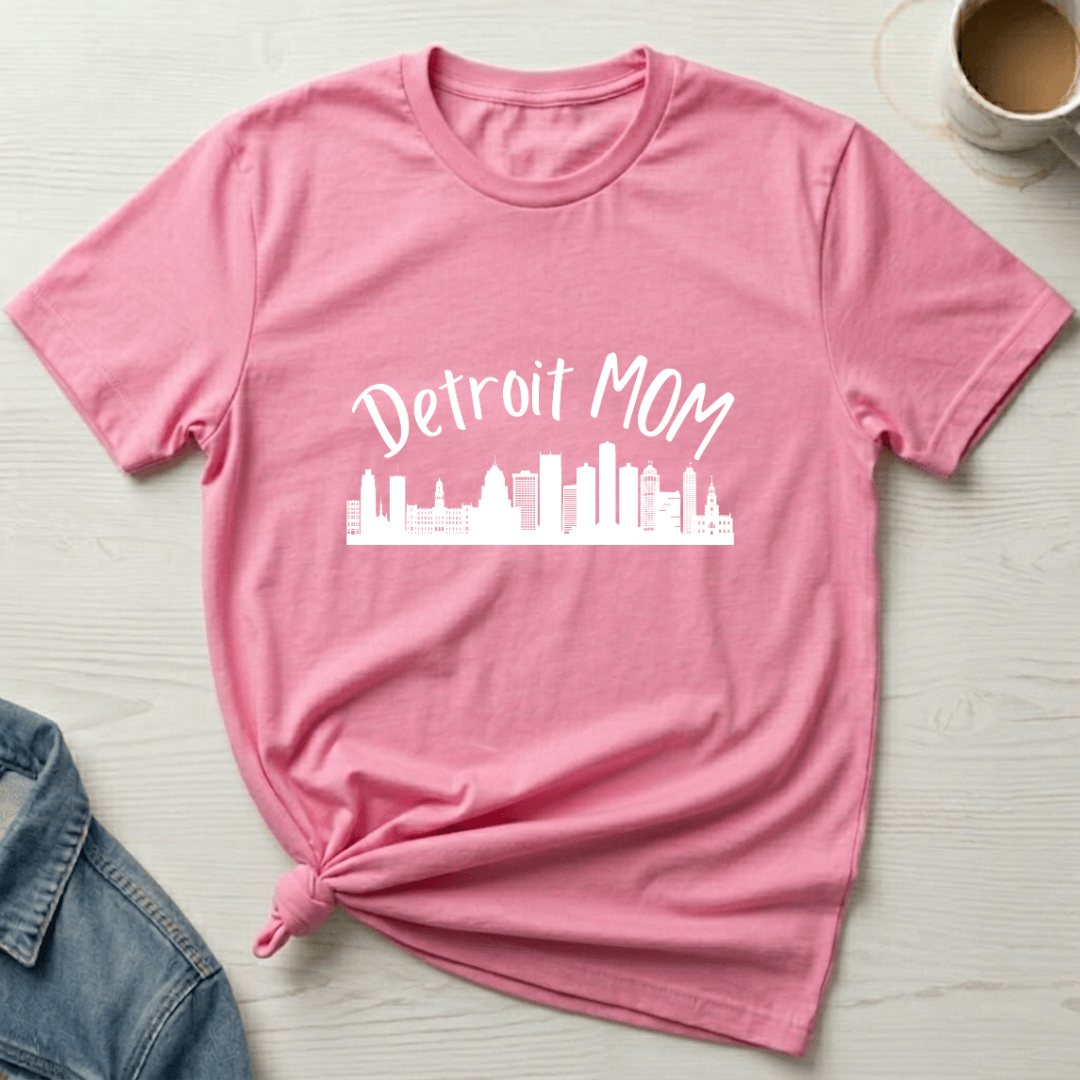 mom life tee that says Detroit Skyline Mom T-Shirt for moms